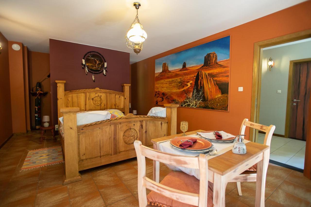 Guest House Western-City Шофонтен Екстер'єр фото