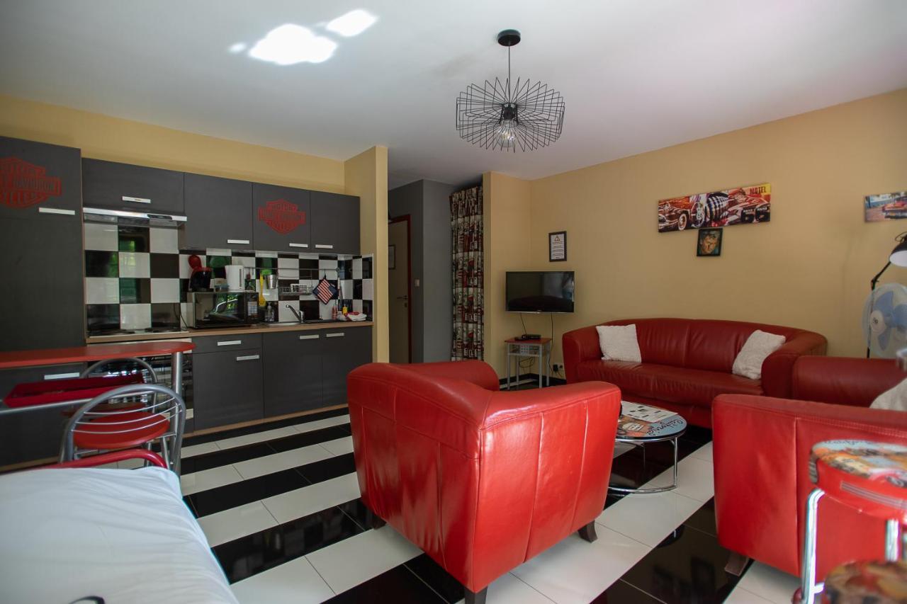 Guest House Western-City Шофонтен Екстер'єр фото